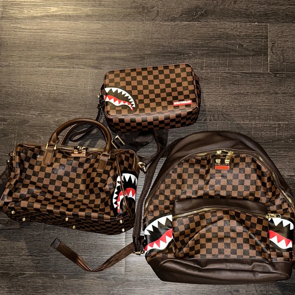 Sprayground Checkered Shark-Detail Men’s Bag Set